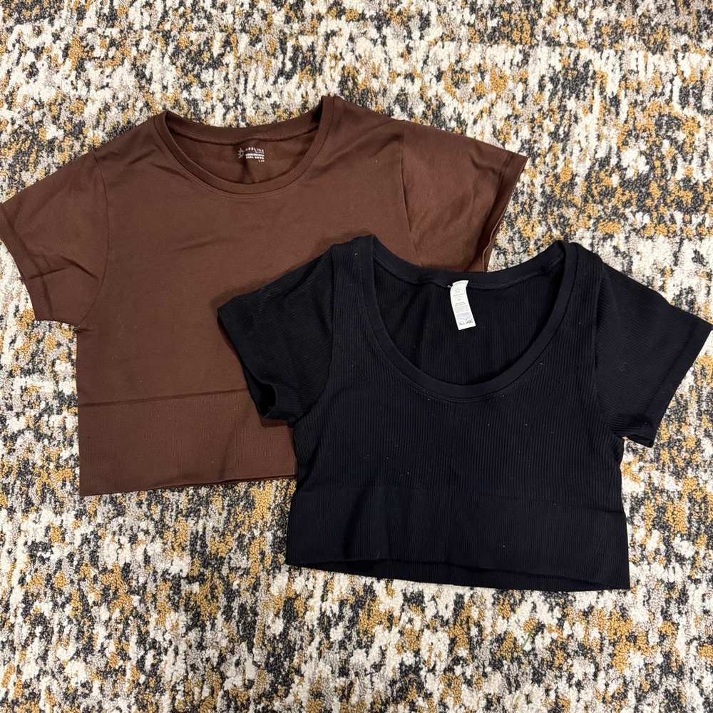 Aerie crop tops size large in black and brown bundle